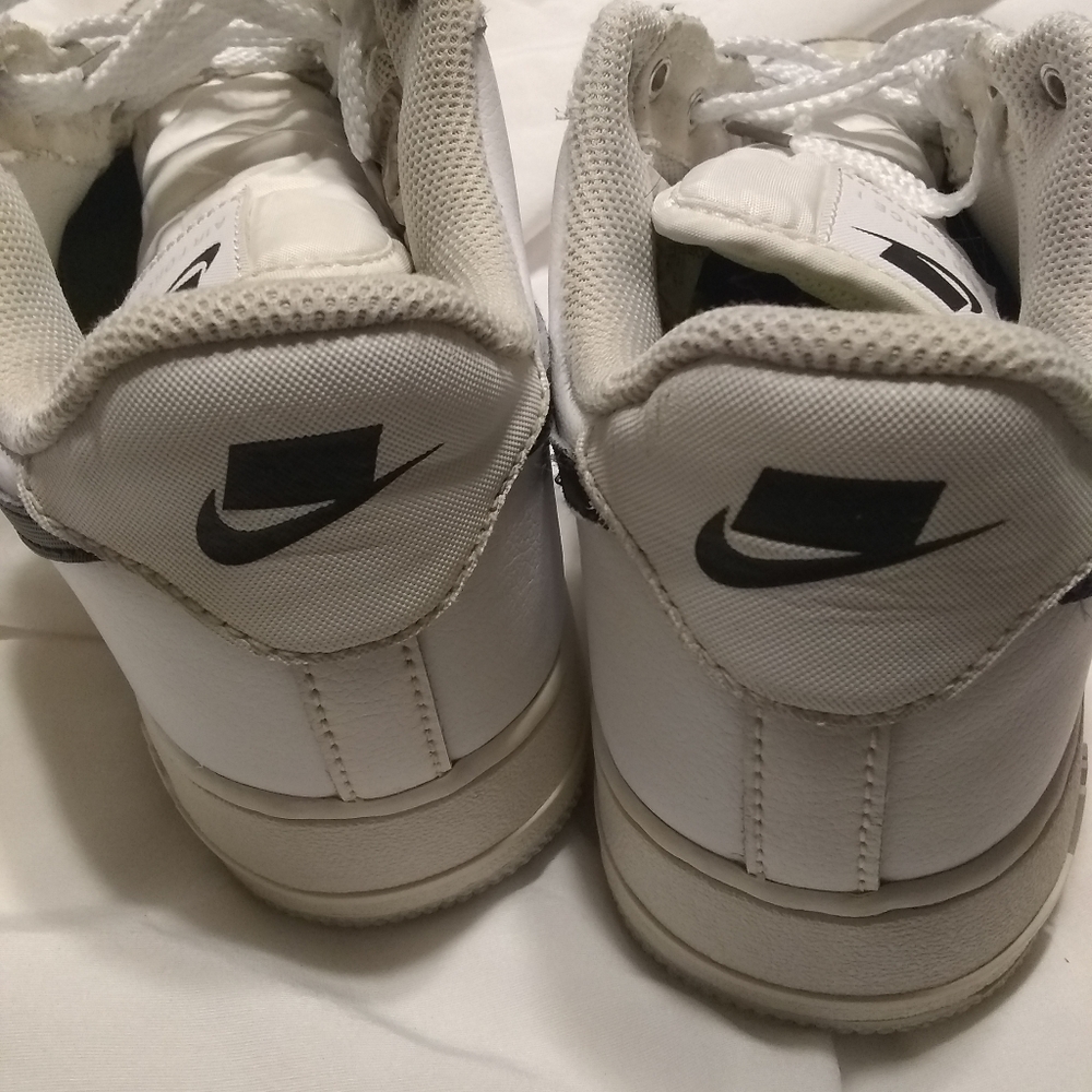 Air Force One Nike Tennis Shoes View 5